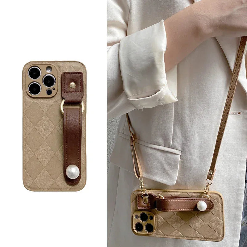 diamond-coffee-color-pearl-wrist-strap-iphone-case - Viexta