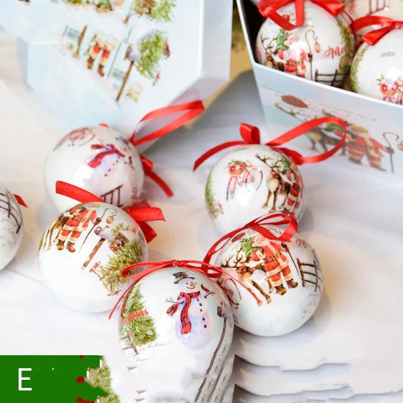 christmas-gift-box-with-christmas-tree-decoration-pendant - Viexta