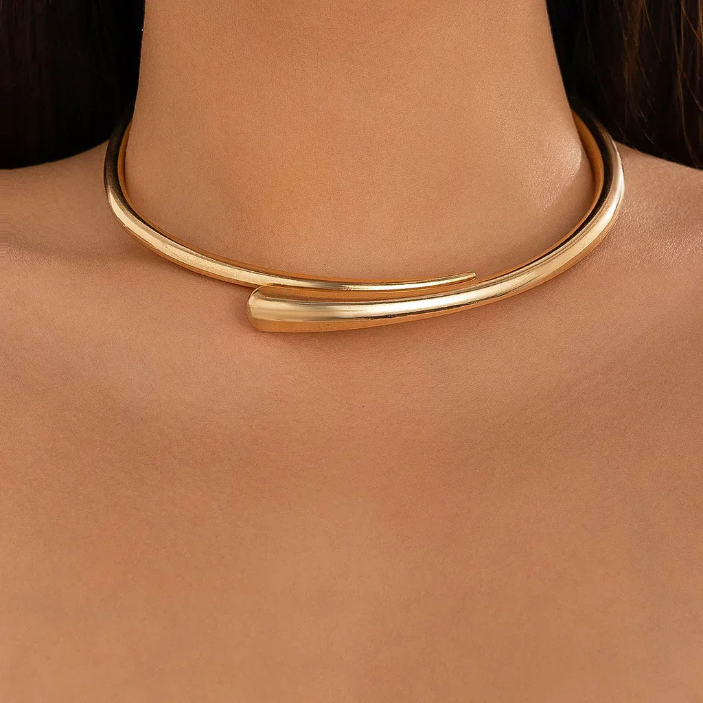 metal-glossy-jewellery-set - Viexta