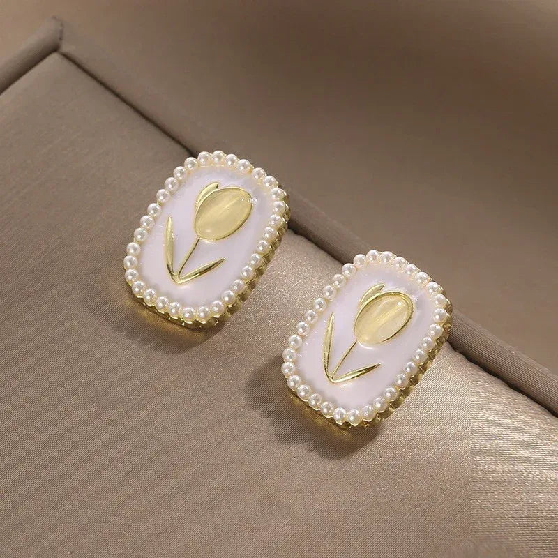 French Tulip Cat's Eye Stone Earrings - Viexta