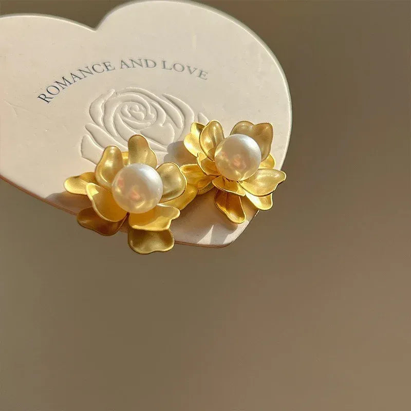 18k-retro-hong-kong-elegant-ear-studs - Viexta