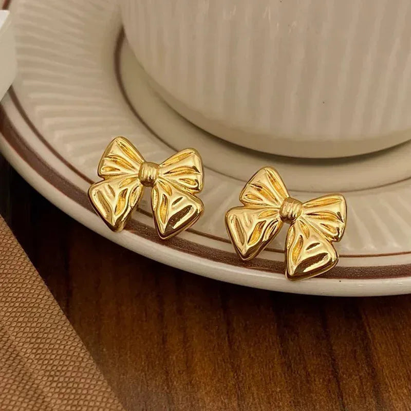 18k-retro-hong-kong-elegant-ear-studs - Viexta