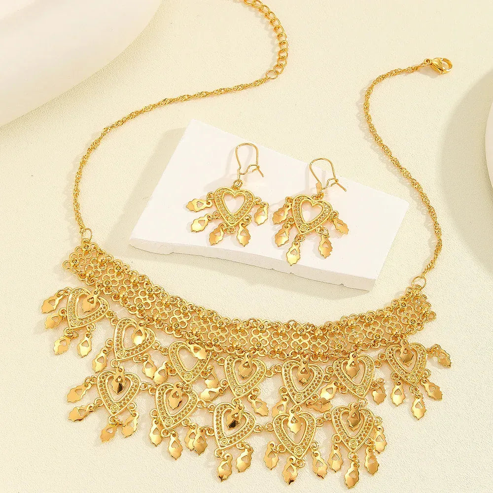 3pcs Retro Luxury Heart Hollow Necklace Earrings - Viexta