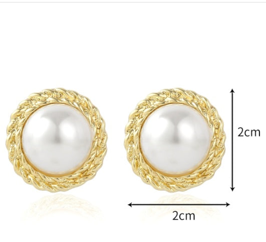 Korean Baroque Pearl Earrings