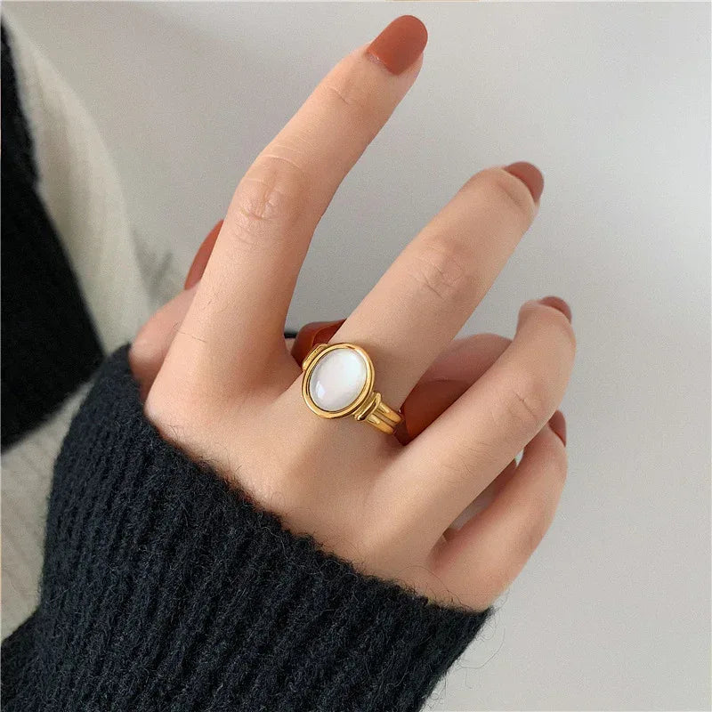 fritillary-shell-18k-vintage-ring - Viexta