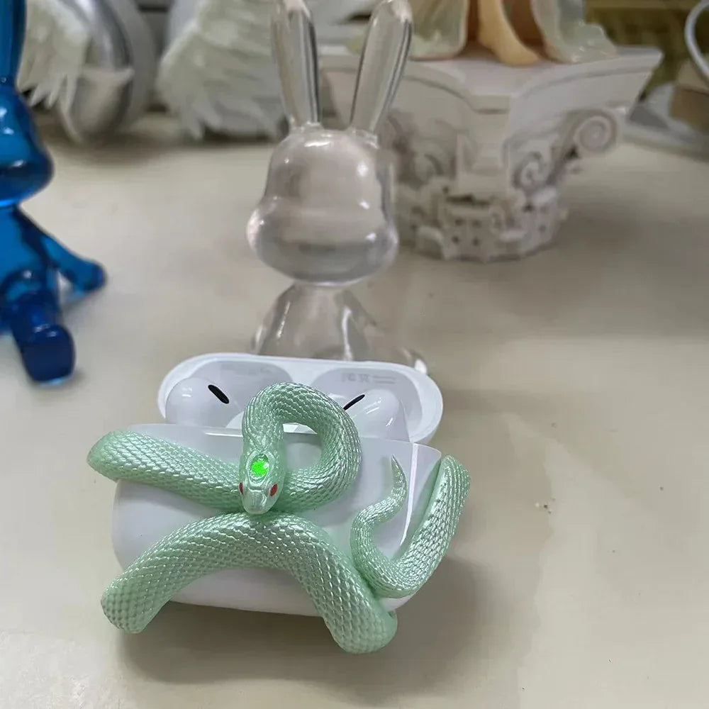 Creative Snake Series Silicone Earphone Case - Viexta