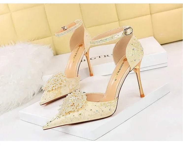 Low-cut Hollow Rhinestone Pearl High Heels - Viexta