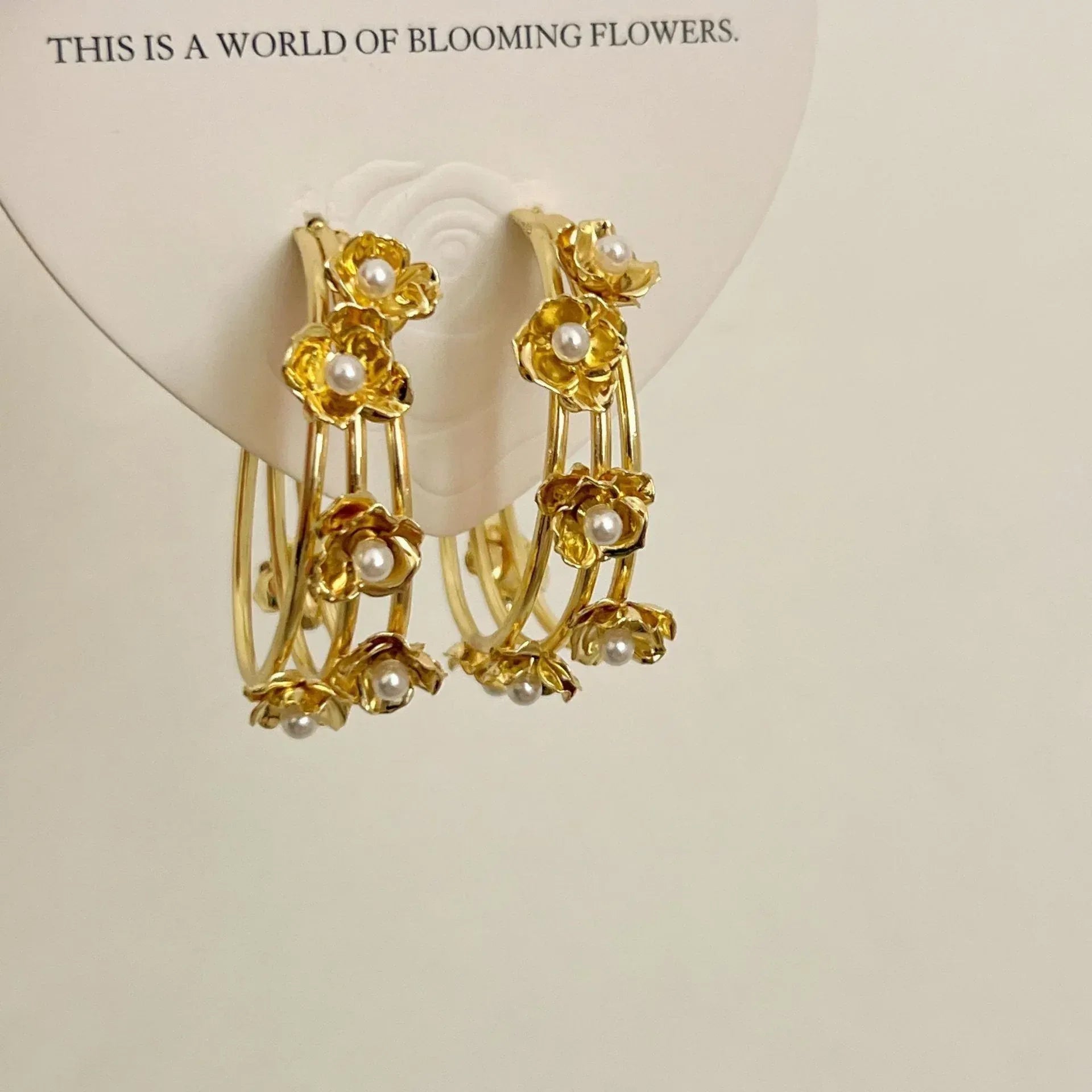 Retro Hong Kong Golden Versatile Earrings - Viexta