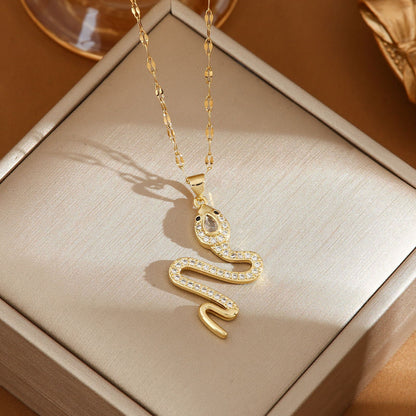 Snake Necklace With Rhinestone