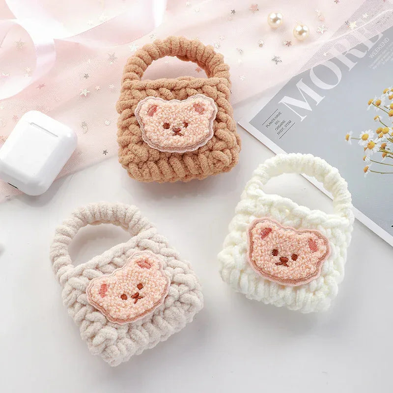 Wool White Cute Earphone Case - Viexta