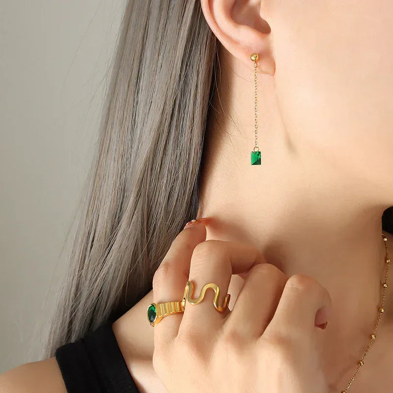 emerald-zircon-pendant-necklace-earring-jewelry-set - Viexta