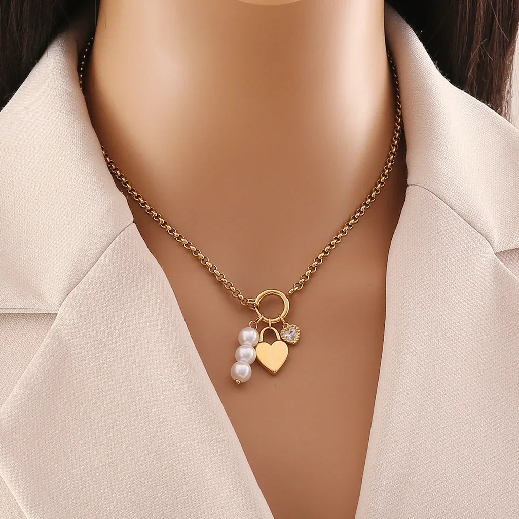 18k Love Heart Necklace - Viexta