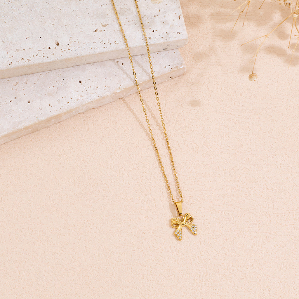 Rhinestone Bowknot Pendant Necklace