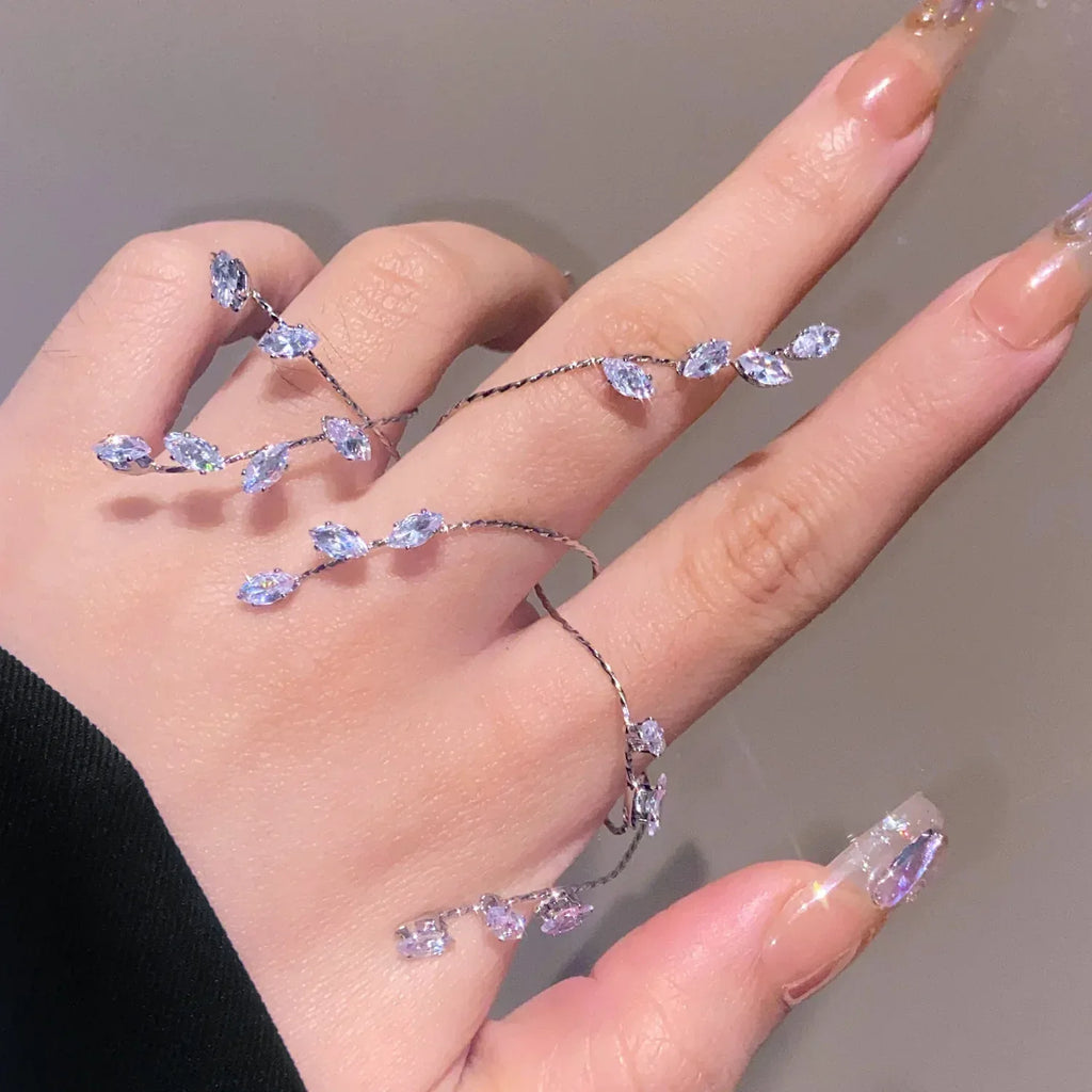 Zircon Leaves Finger Chain - Viexta