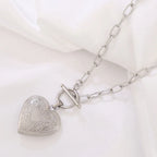 Stainless Steel Open Hollow Pattern Heart-shaped Necklace - Viexta