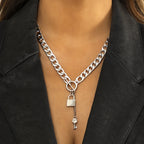 thick-chain-with-shiny-lock-and-key-pendant-necklace