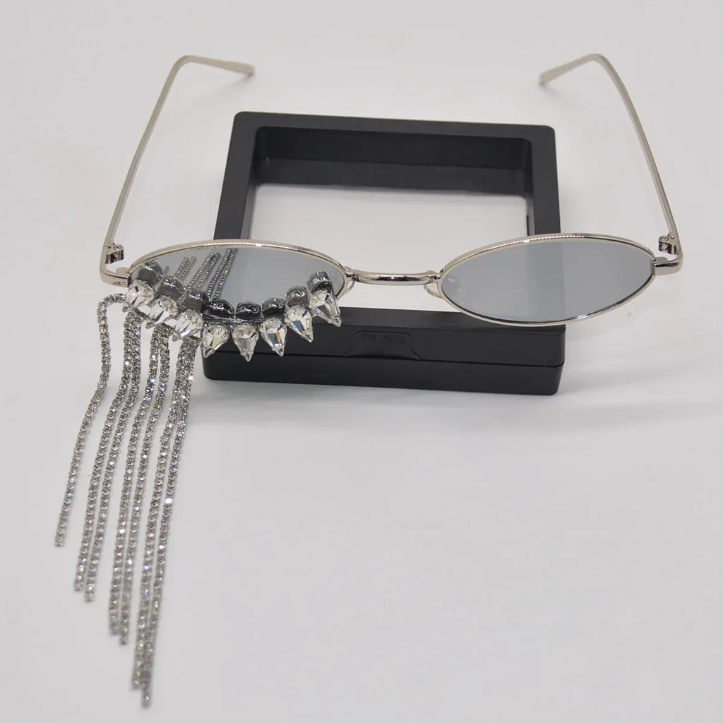 Glamorous Rhinestone-tasseled Sunglasses - Viexta