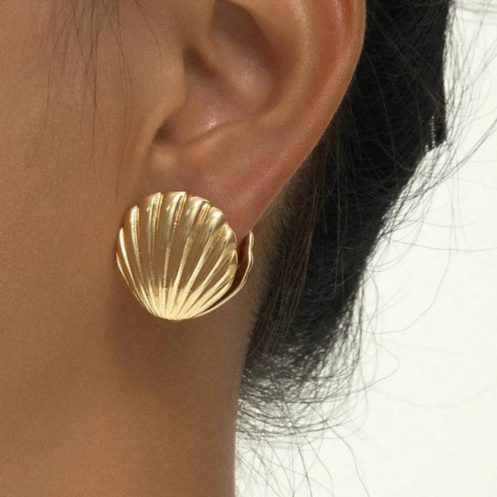 Exaggerated Ocean Shell Texture Earrings - Viexta