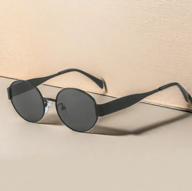 Oval Women's Metal Vintage Sunglasses - Viexta