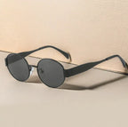 Oval Women's Metal Vintage Sunglasses - Viexta