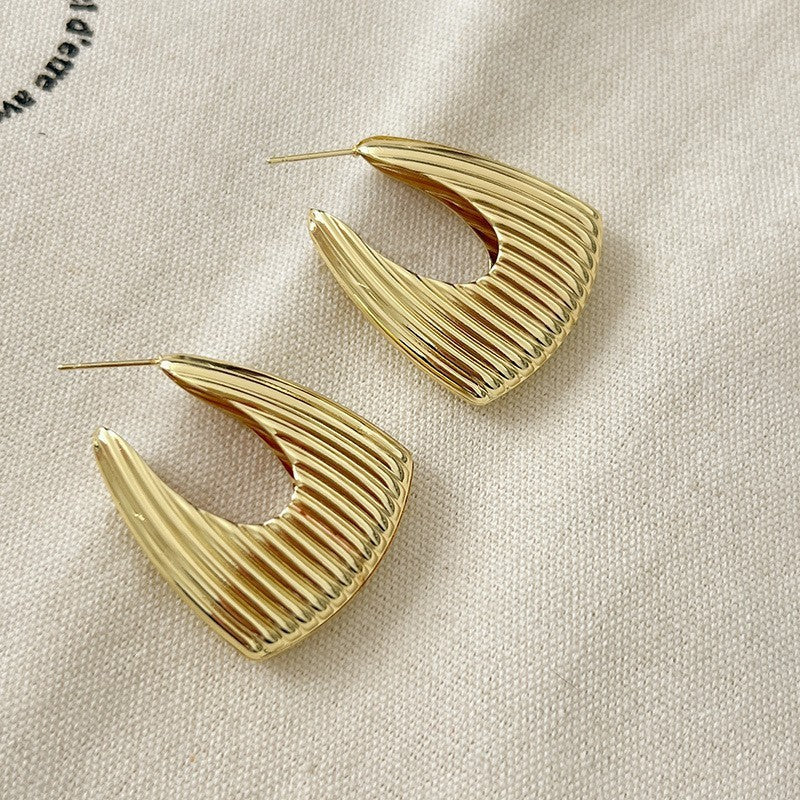 Retro Hong Kong Golden Versatile Earrings