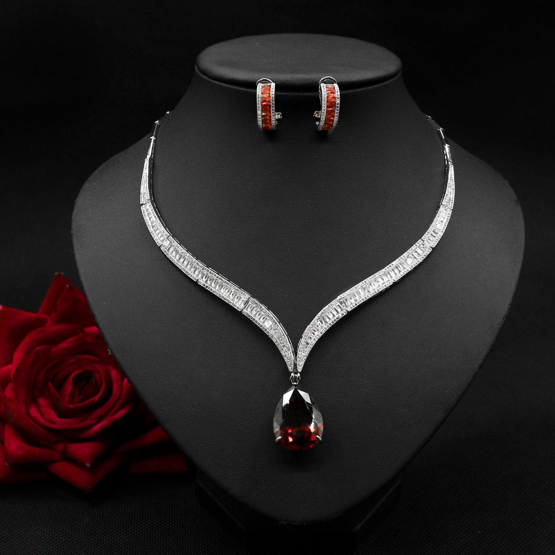 water-drop-zircon-clavicle-necklace-and-earring-set