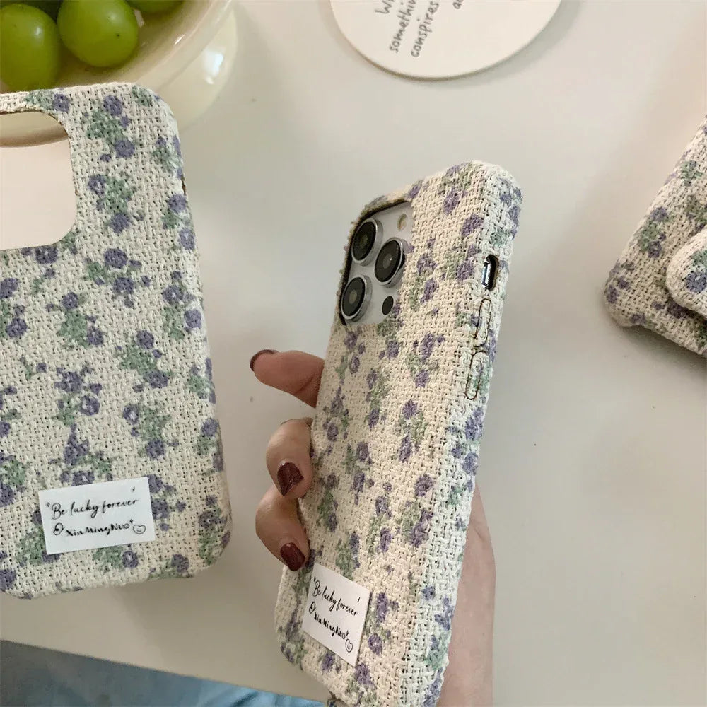 fashion-small-flower-flannel-iphone-case - Viexta