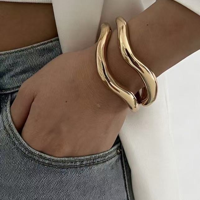 Cross-Border Design-Driven Irregular Metal Bracelet