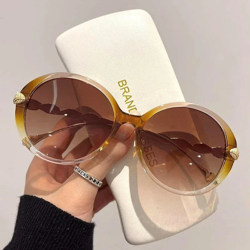 Women's Concave Shape Street Style Sun Protection Sunglass - Viexta