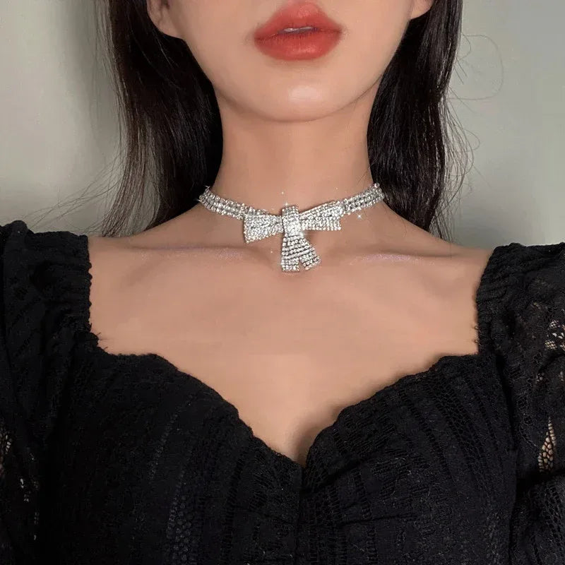 Bow AD Stone Necklace - Viexta