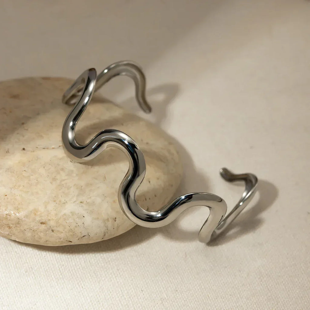 Titanium Steel Spiral Bracelet - Viexta