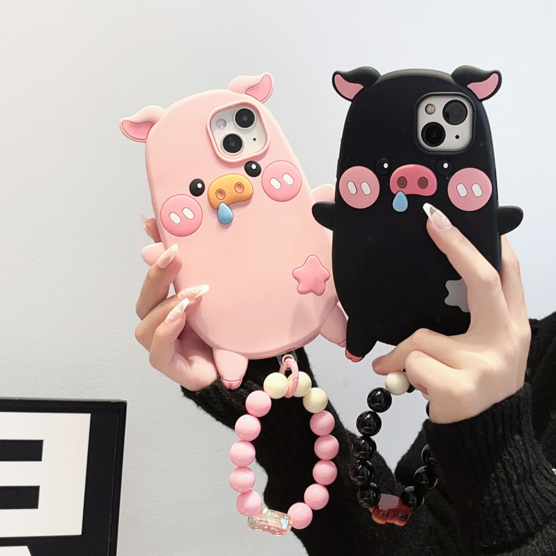 three-dimensional-pig-iphone-case