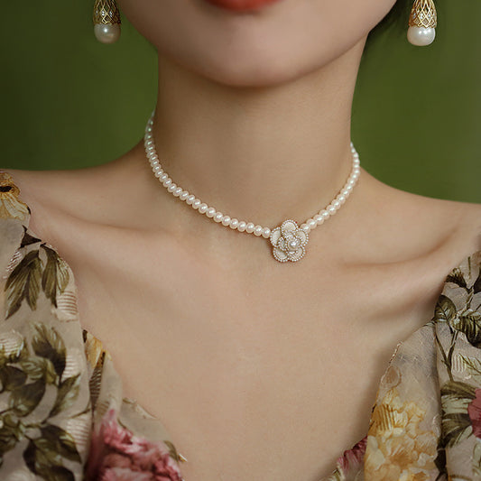 Gold Plated French Royal Style Pearl Flower Necklace