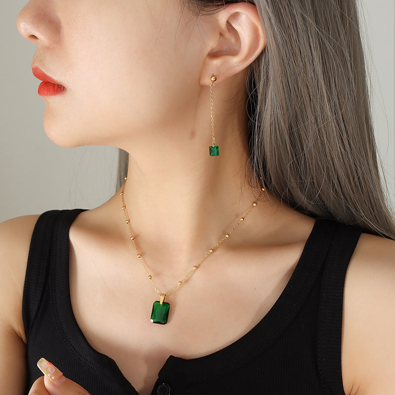 emerald-zircon-pendant-necklace-earring-jewelry-set