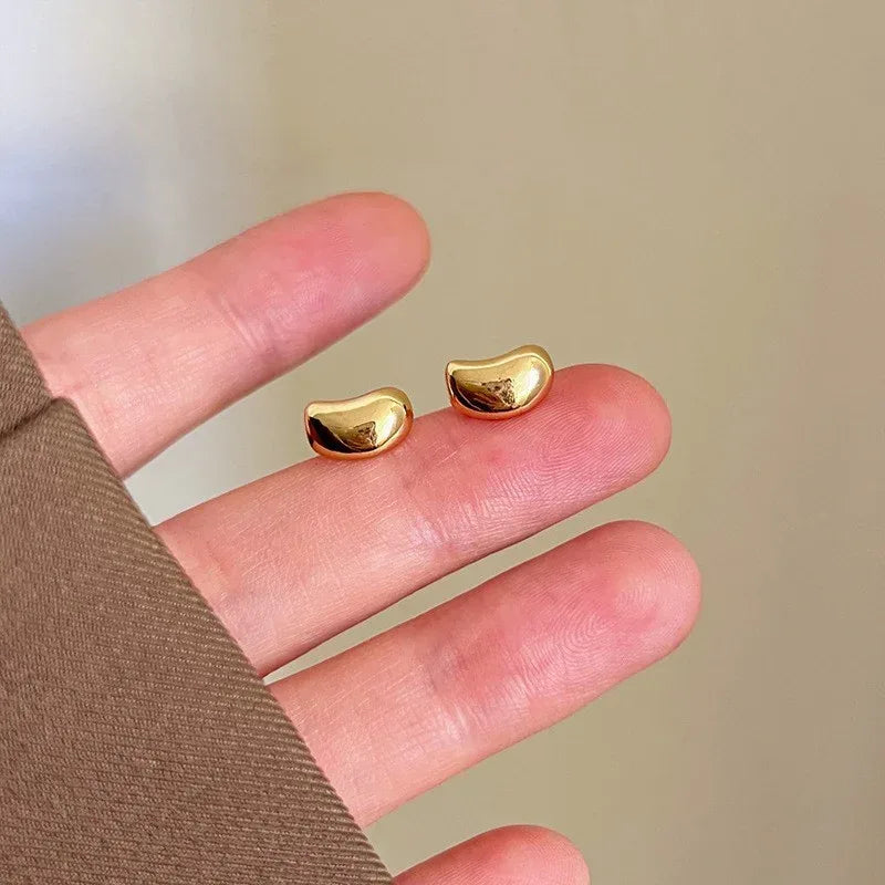 Retro Hong Kong Golden Versatile Earrings - Viexta