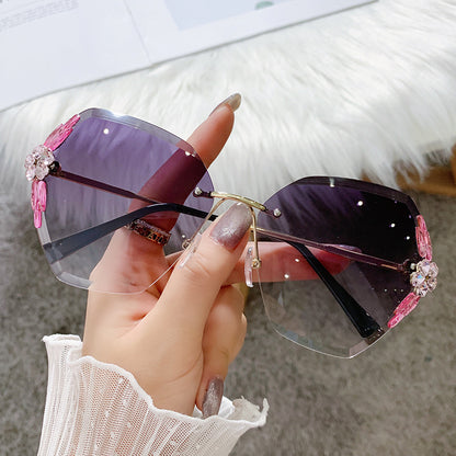 Rhinestone Thin-looked UV Protection Sun Glasses