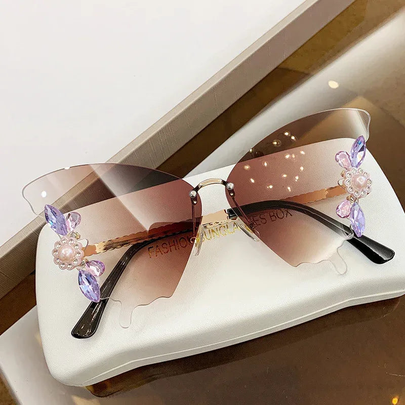 Diamond-encrusted Sunglasses In Butterfly Shape - Viexta
