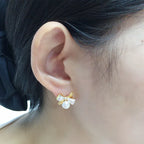 Exquisite Two-tone Bow Pearl Stud Earrings - Viexta