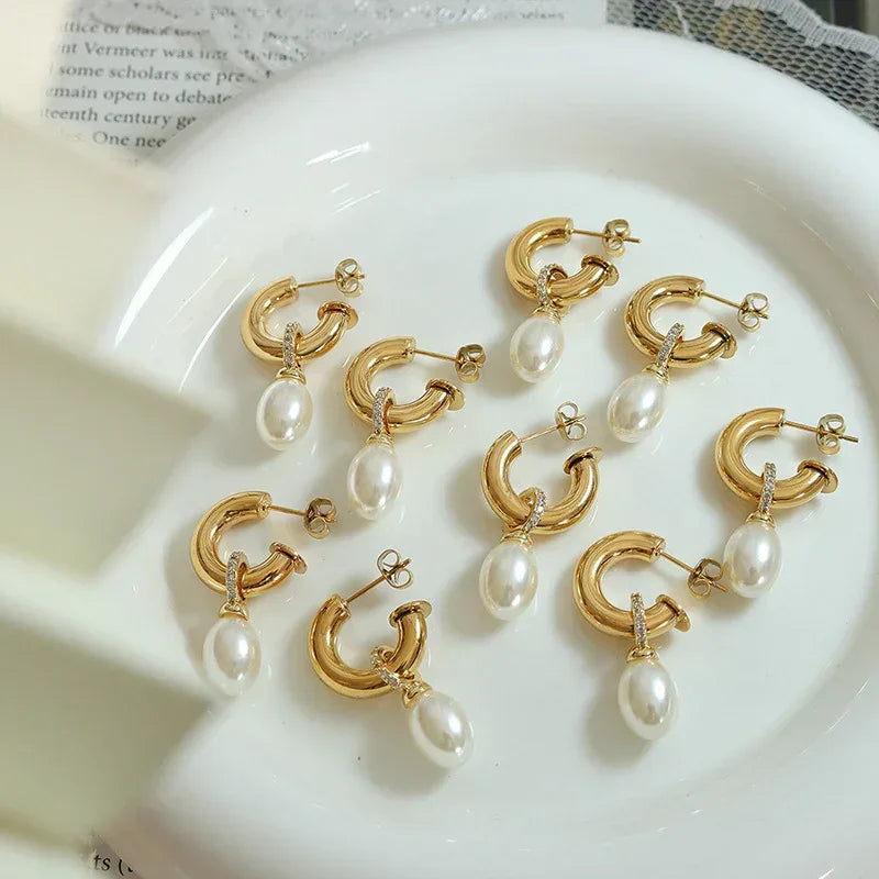 baroque-imitation-pearl-c-shaped-stud-earrings - Viexta