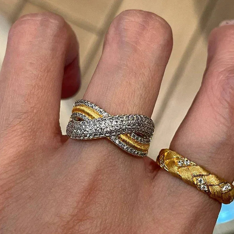 Wave Cross Brushed Ring - Viexta