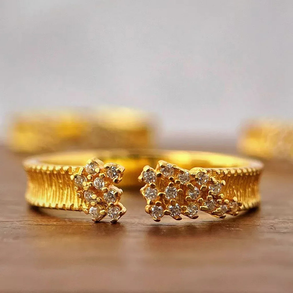 Classical Court Style Ring - Viexta