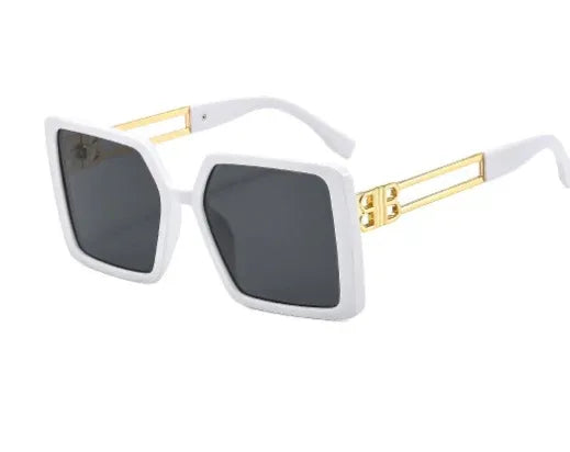 Large Frame Sunglasses With Metal Legs - Viexta