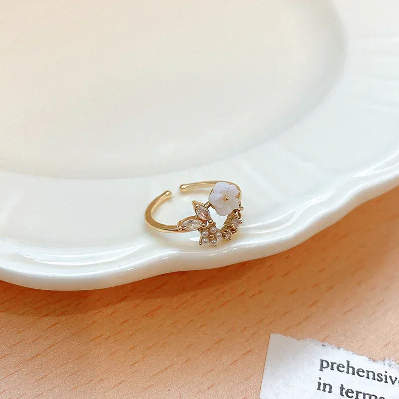 Micro Set Crystal Zircon Pearl Ring - Viexta
