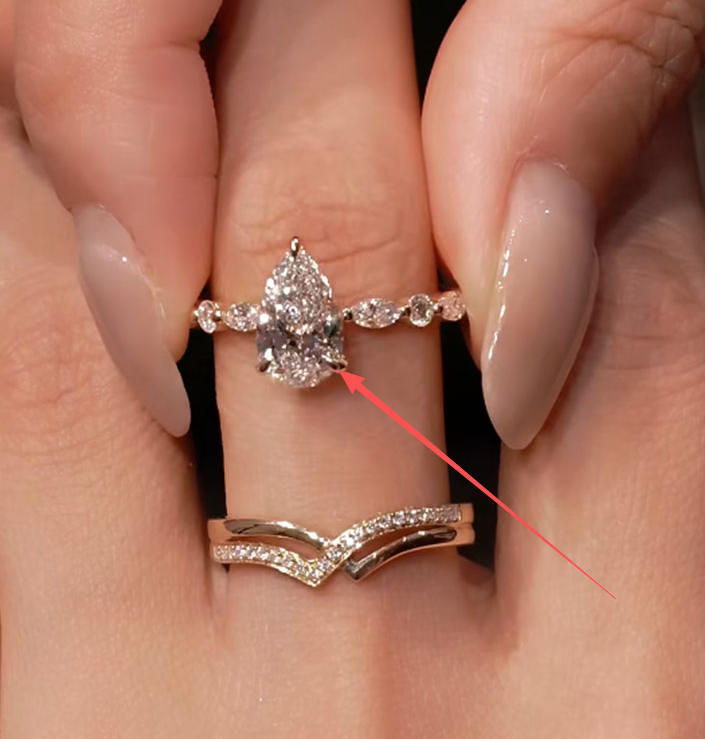 American-style Bold High-end Ring