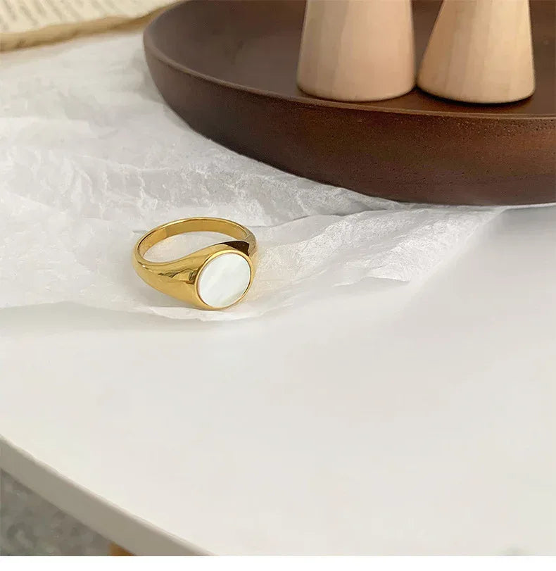 fritillary-shell-18k-vintage-ring - Viexta