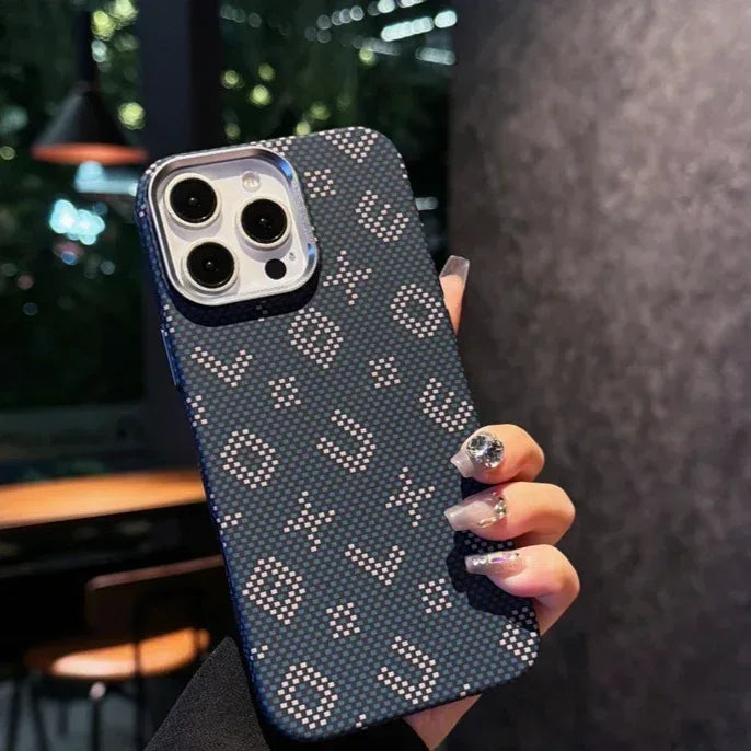 Luminous Carbon Fiber Grain Magnetic iPhone Case - Viexta