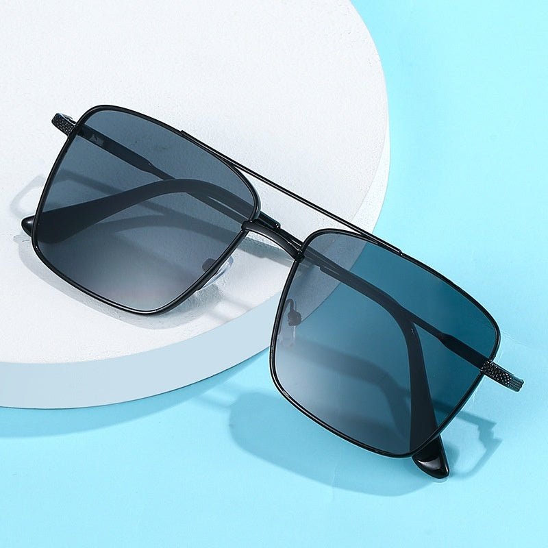 Metal Frame Sunglasses Retro Lens