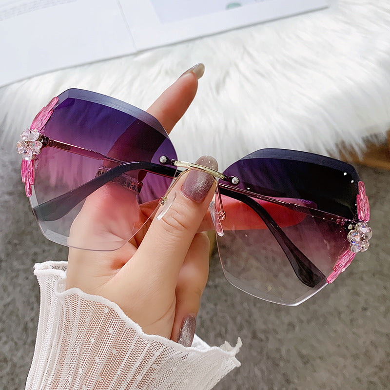 Rhinestone Thin-looked UV Protection Sun Glasses