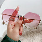 Thin-looked Elegant Fashion Sunglasses