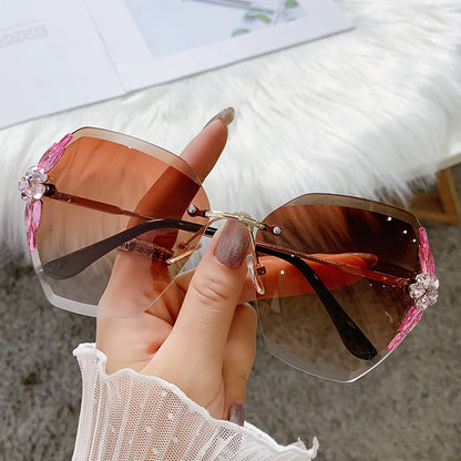 Rhinestone Thin-looked UV Protection Sun Glasses